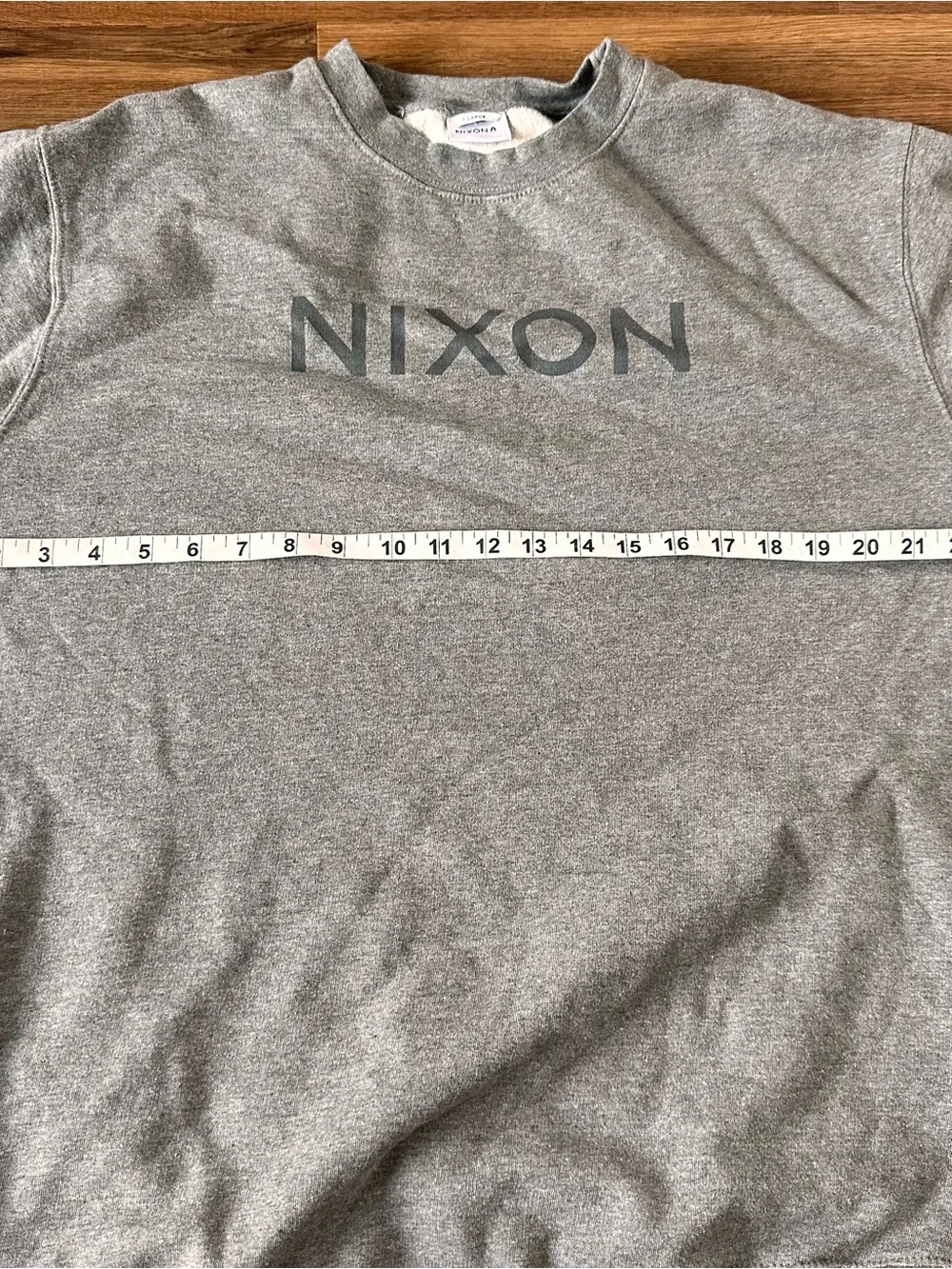 Nixon wordmark crewneck
